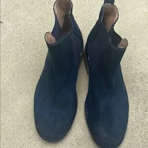 Steve Madden | Shoes | Steve Madden Persee Suede Chelsea  display picture 2